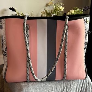 Parker & Hyde Neoprene Tote